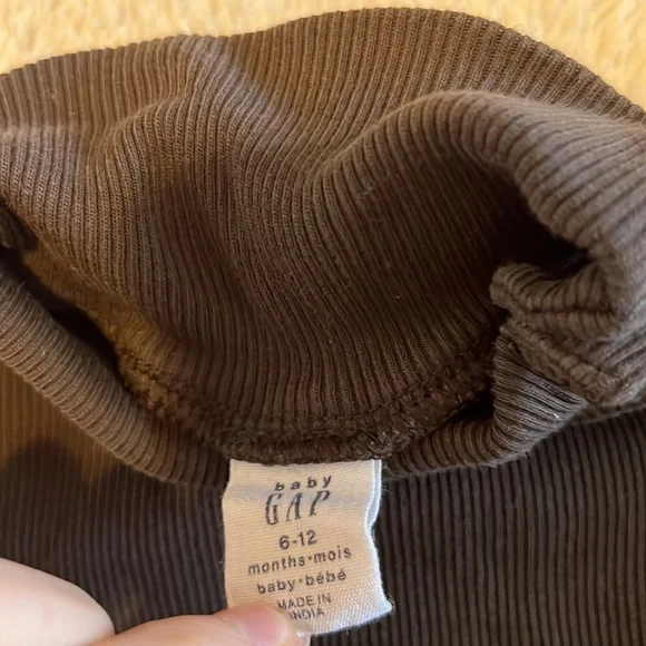 (3 for $10) baby gap ribbed bodysuit - Picture 4 of 4